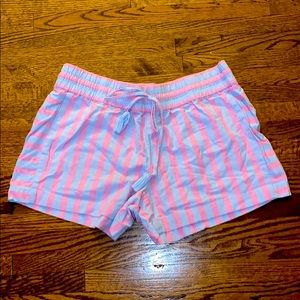 Vineyard vines striped shorts